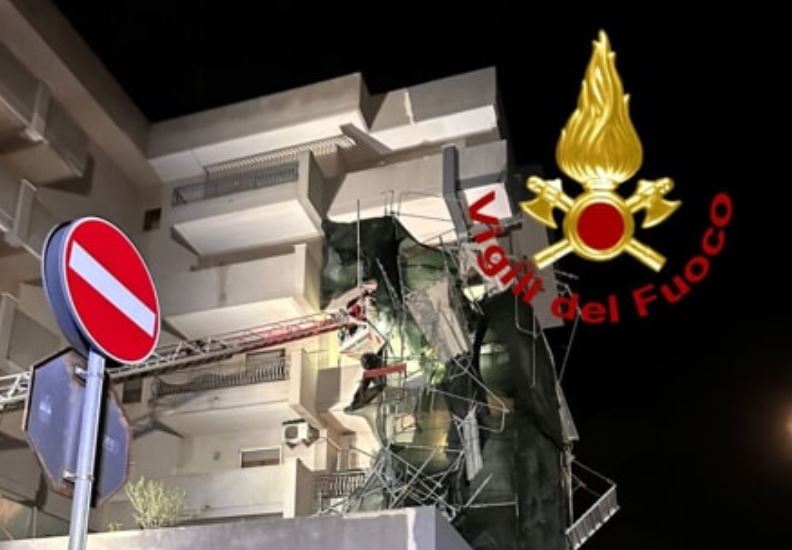 foto vigili del fuoco di lecce