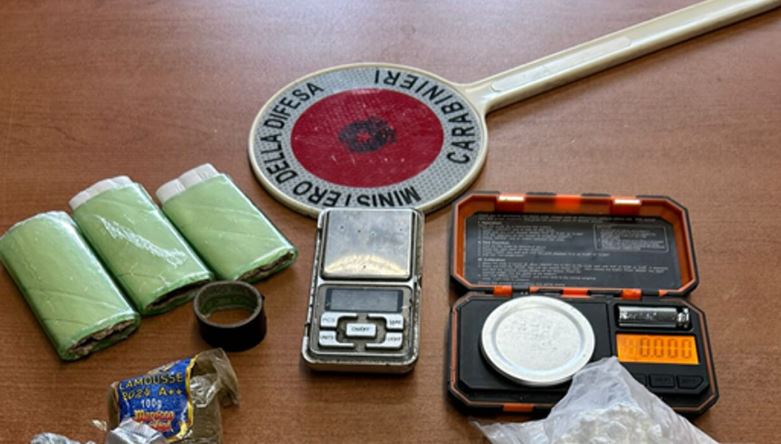 droga carabinieri lecce