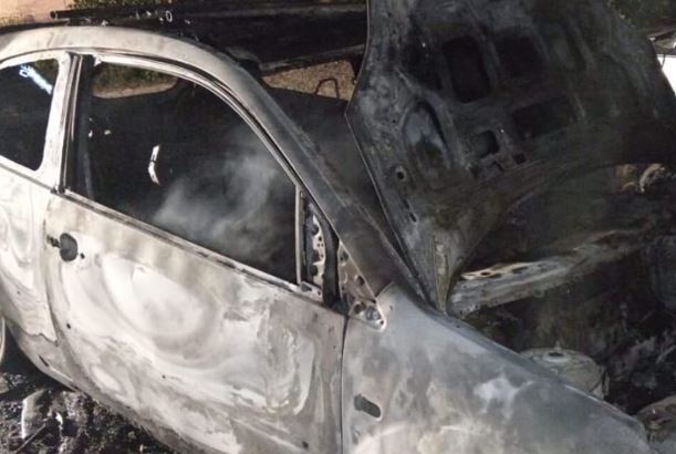 auto incendiata
